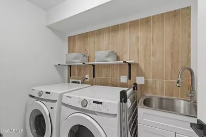 3929 E Mercer Lane, Phoenix, AZ 85028 - Photo 20