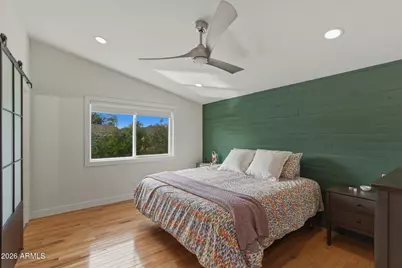 3929 E Mercer Lane, Phoenix, AZ 85028 - Photo 10