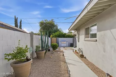 3929 E Mercer Lane, Phoenix, AZ 85028 - Photo 24