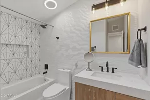 3929 E Mercer Ln, Phoenix, AZ 85028 - Photo 14