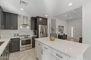 3929 E Mercer Ln, Phoenix, AZ 85028 - Photo 8