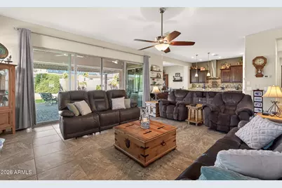 18398 W Rimrock Street, Surprise, AZ 85388 - Photo 10