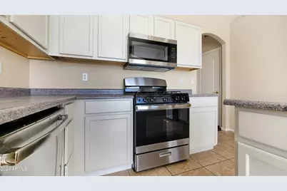 13132 W Sheridan Street, Goodyear, AZ 85395 - Photo 14