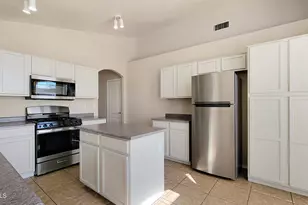 13132 W Sheridan St, Goodyear, AZ 85395 - Photo 16