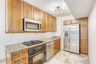 4808 N 24th St, Phoenix, AZ 85016 - Photo 8