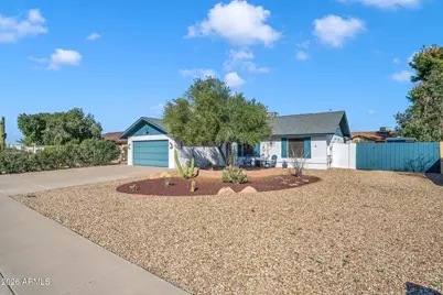 8342 W Seldon Lane, Peoria, AZ 85345 - Photo 2