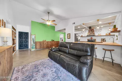 8342 W Seldon Lane, Peoria, AZ 85345 - Photo 8