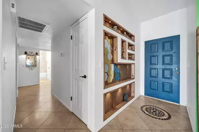 8342 W Seldon Lane, Peoria, AZ 85345 - Photo 4