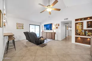 8342 W Seldon Ln, Peoria, AZ 85345 - Photo 6