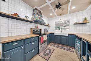 8342 W Seldon Ln, Peoria, AZ 85345 - Photo 14