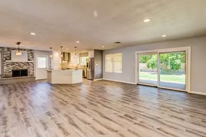 11112 N 106th Street, Scottsdale, AZ 85259 - Photo 2