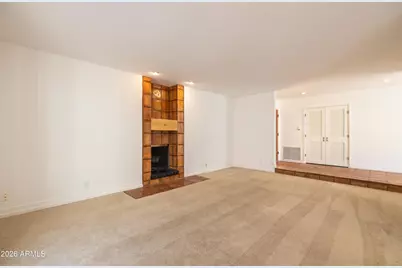 1302 E Nicolet Avenue, Phoenix, AZ 85020 - Photo 6