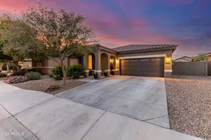 18124 W Ivy Ln, Surprise, AZ 85388 - Photo 18