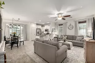 18124 W Ivy Ln, Surprise, AZ 85388 - Photo 2