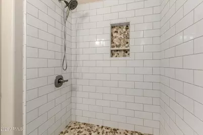 11249 N 161st Avenue, Surprise, AZ 85379 - Photo 8