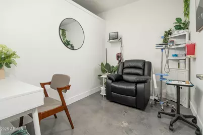 4750 N Central Avenue #C-2, Phoenix, AZ 85012 - Photo 4