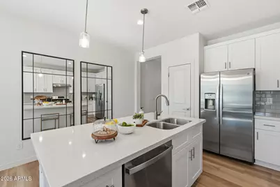 6560 N 15th Drive, Phoenix, AZ 85015 - Photo 10