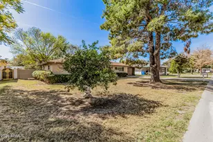 47 E Royal Palm Rd, Phoenix, AZ 85020 - Photo 4