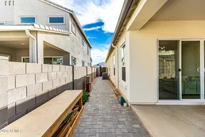 10306 W Deanna Drive, Peoria, AZ 85382 - Photo 26