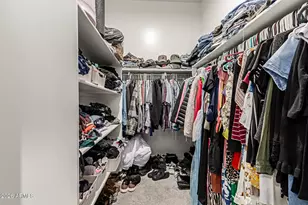 10306 W Deanna Dr, Peoria, AZ 85382 - Photo 18