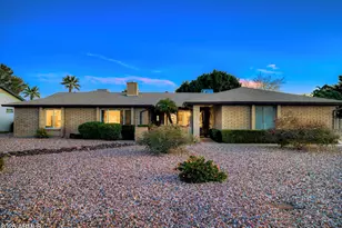 3025 W Kerry Ln, Phoenix, AZ 85027 - Photo 1