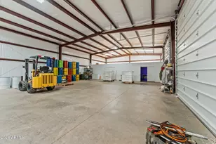 47602 N Eagle Eye Rd, Aguila, AZ 85320 - Photo 30