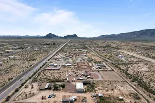 47602 N Eagle Eye Rd, Aguila, AZ 85320 - Photo 38