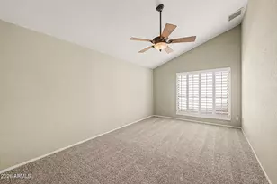 406 E Taro Ln, Phoenix, AZ 85024 - Photo 14