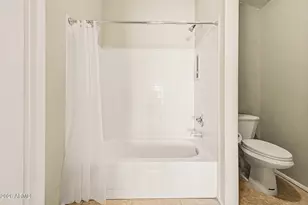 406 E Taro Ln, Phoenix, AZ 85024 - Photo 18