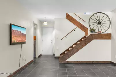 8422 N Central Avenue #B, Phoenix, AZ 85020 - Photo 1