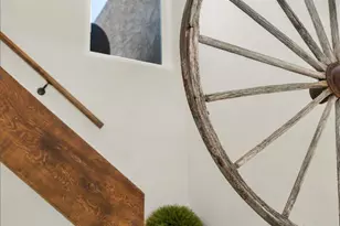 8422 N Central Ave, Phoenix, AZ 85020 - Photo 2