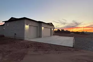 24053 W Morning Star Ln, Wittmann, AZ 85361 - Photo 12