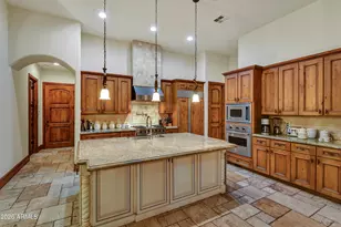 8854 E Lost Gold Cir, Gold Canyon, AZ 85118 - Photo 10