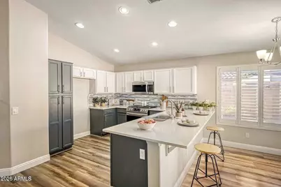 10848 W Louise Drive, Sun City, AZ 85373 - Photo 14