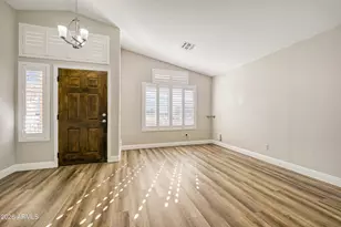 10848 W Louise Dr, Sun City, AZ 85373 - Photo 4