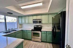 860 N McQueen Rd, Chandler, AZ 85225 - Photo 8