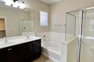 865 E Del Rio St, Chandler, AZ 85225 - Photo 12