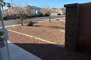 16755 N 181st Dr, Surprise, AZ 85388 - Photo 108