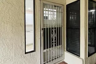 6749 N 31st Ln, Phoenix, AZ 85017 - Photo 1