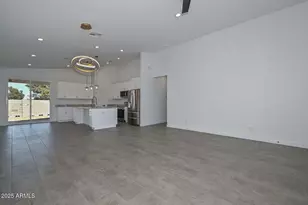 32018 N Ash St, Wittmann, AZ 85361 - Photo 16