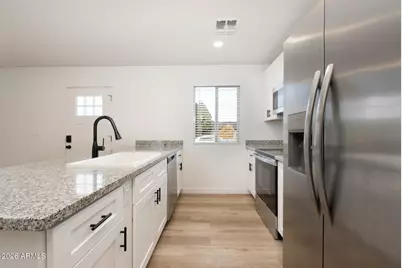 3155 W Sweetwater Avenue, Phoenix, AZ 85029 - Photo 6