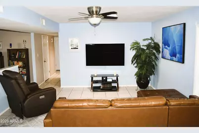 10729 W Belmont Avenue, Glendale, AZ 85307 - Photo 8