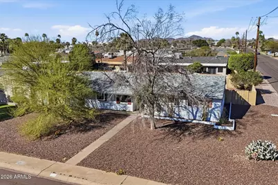 940 E Berridge Lane, Phoenix, AZ 85014 - Photo 26