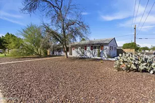 940 E Berridge Ln, Phoenix, AZ 85014 - Photo 28