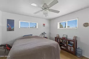 940 E Berridge Ln, Phoenix, AZ 85014 - Photo 18