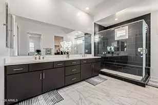 22106 N 59th Wy, Phoenix, AZ 85054 - Photo 28