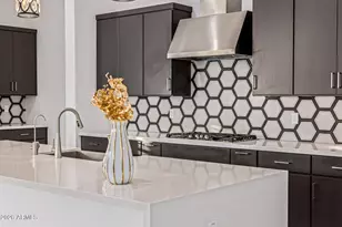 22106 N 59th Wy, Phoenix, AZ 85054 - Photo 20