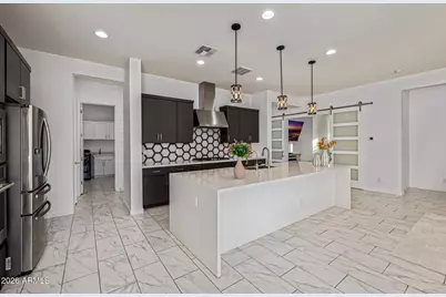 22106 N 59th Way, Phoenix, AZ 85054 - Photo 16