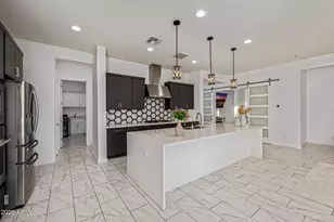 22106 N 59th Wy, Phoenix, AZ 85054 - Photo 16