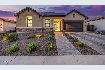 22106 N 59th Way, Phoenix, AZ 85054 - Photo 2